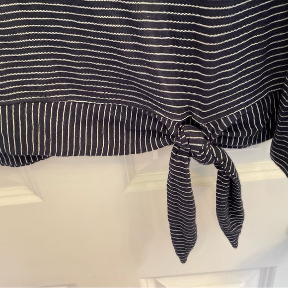 LOFT Outlet Striped Long Sleeve Tie Banded Bottom Top - Medium - Picture 5 of 7